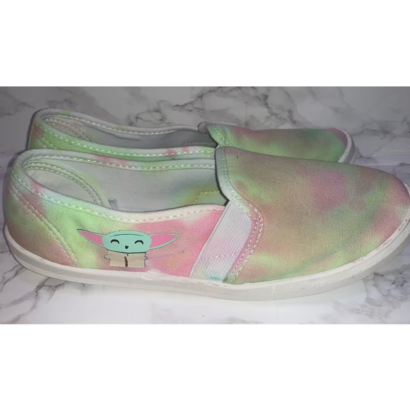 Baby Yoda Custom Green and Pink Tie Dye Slip-on Shoes Size 8 - Picture 2 of 7